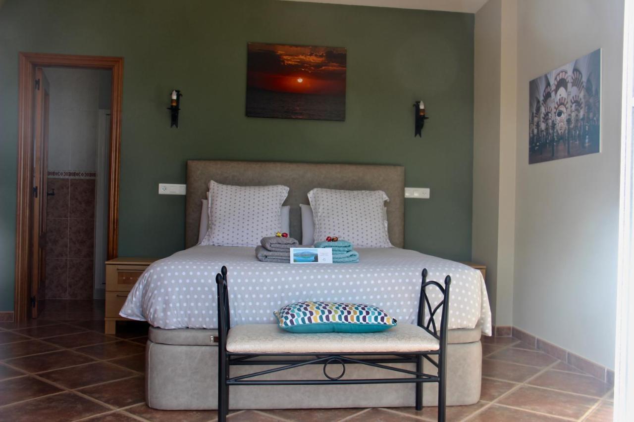Casa Nuestro Sueno Bed & Breakfast Viñuela Eksteriør bilde