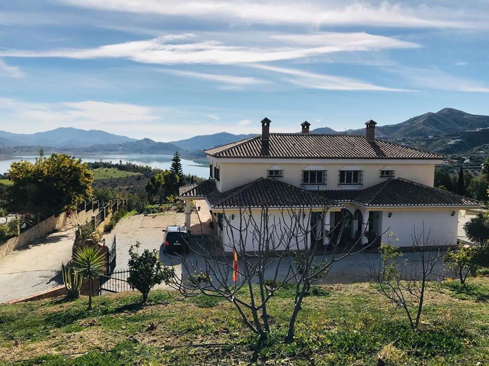 Casa Nuestro Sueno Bed & Breakfast Viñuela Eksteriør bilde
